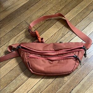 REI Trail 2 Co-Op Waistpack
